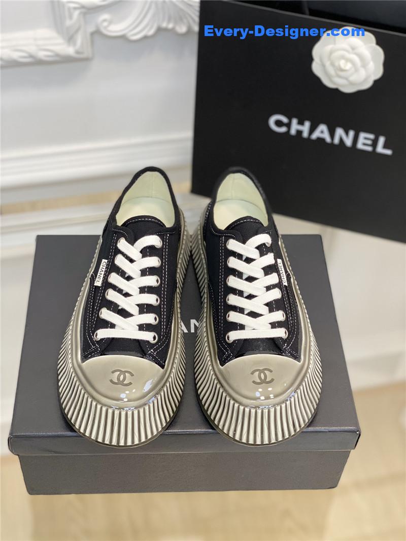 Ch**el platform canvas sneakers