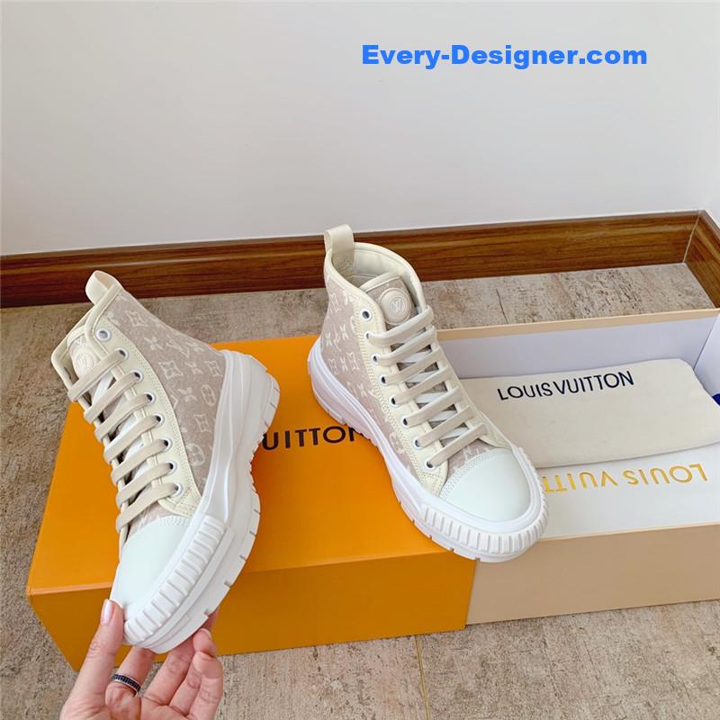 l0vis Vvtt0n lv new color squad sneakers