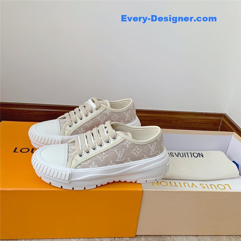l0vis Vvtt0n lv new color squad sneakers
