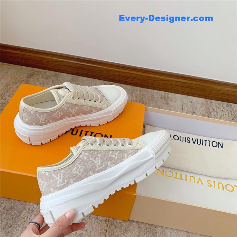 l0vis Vvtt0n lv new color squad sneakers