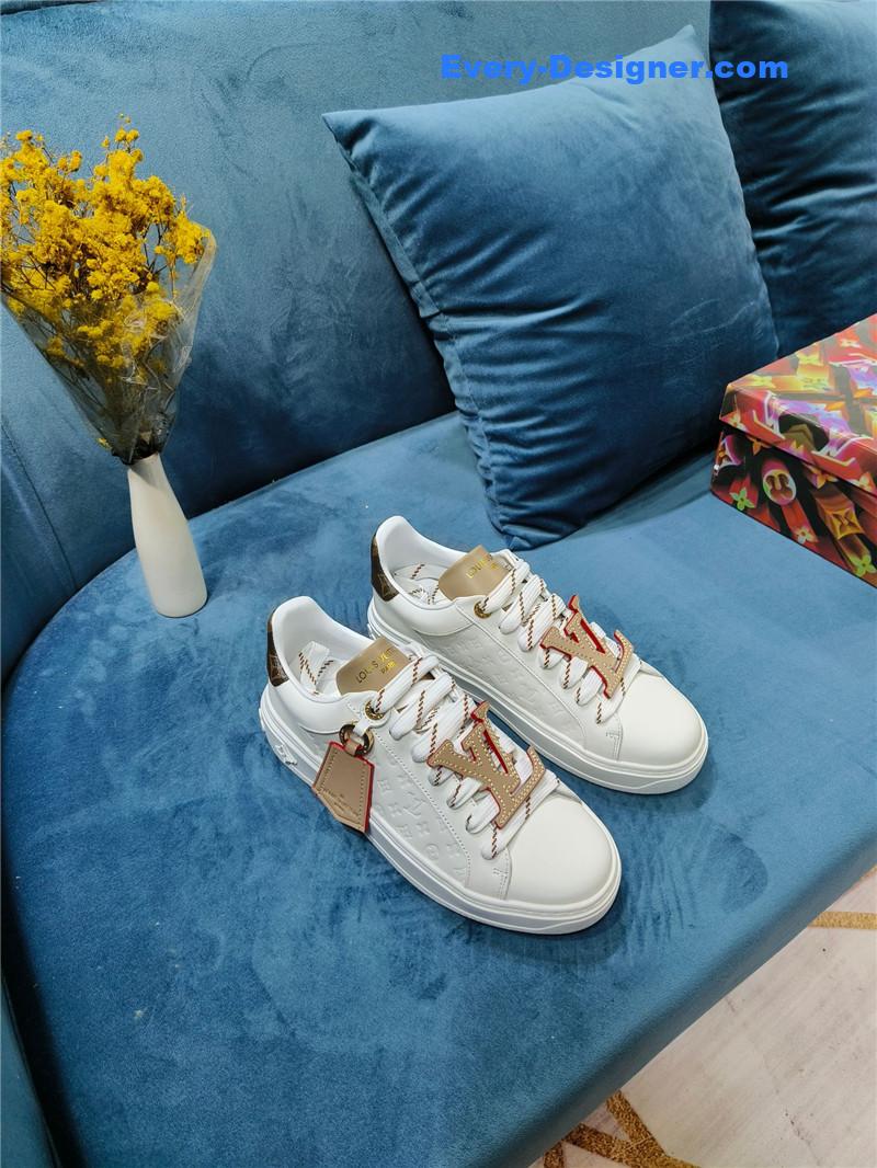 l0vis Vvtt0n lv heart embellished sneakers