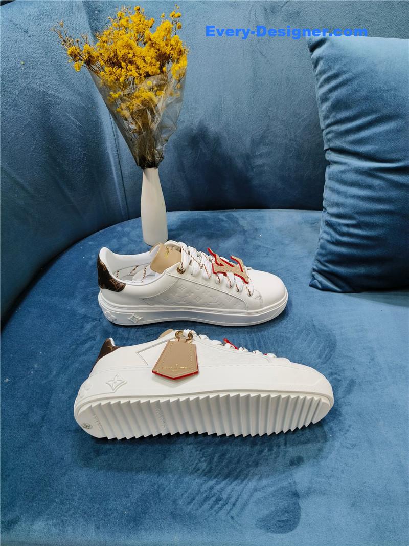 l0vis Vvtt0n lv heart embellished sneakers