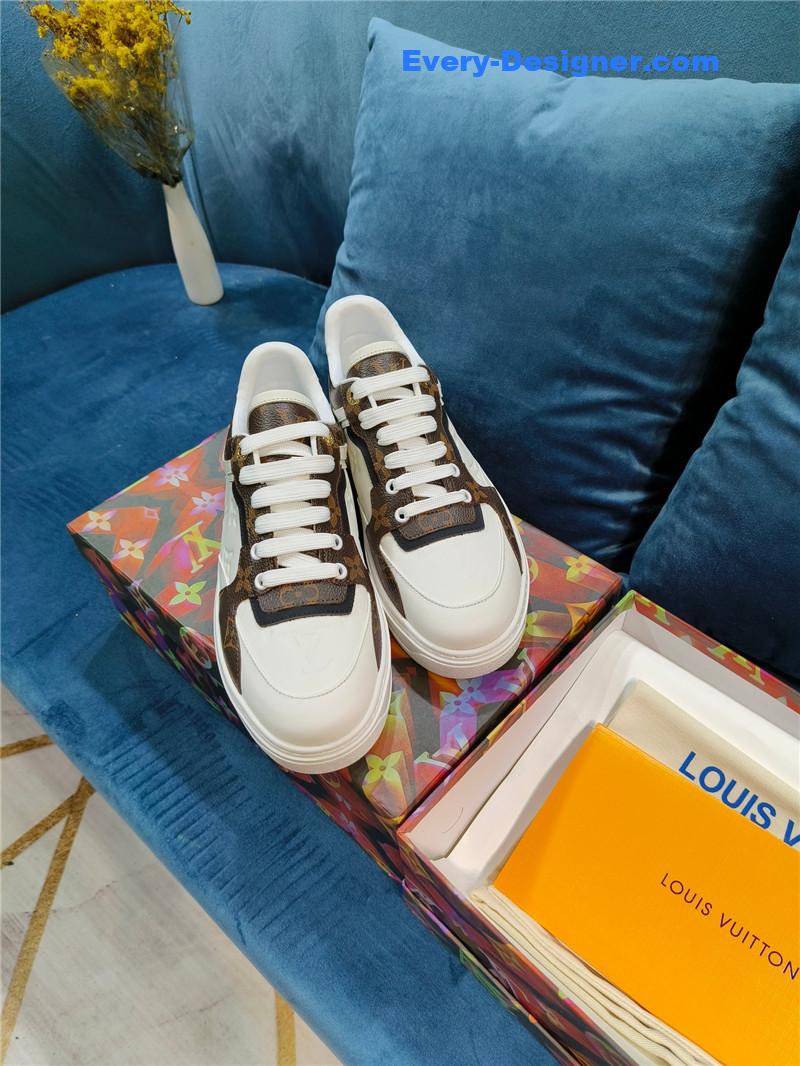 l0vis Vvtt0n lv heart embellished sneakers