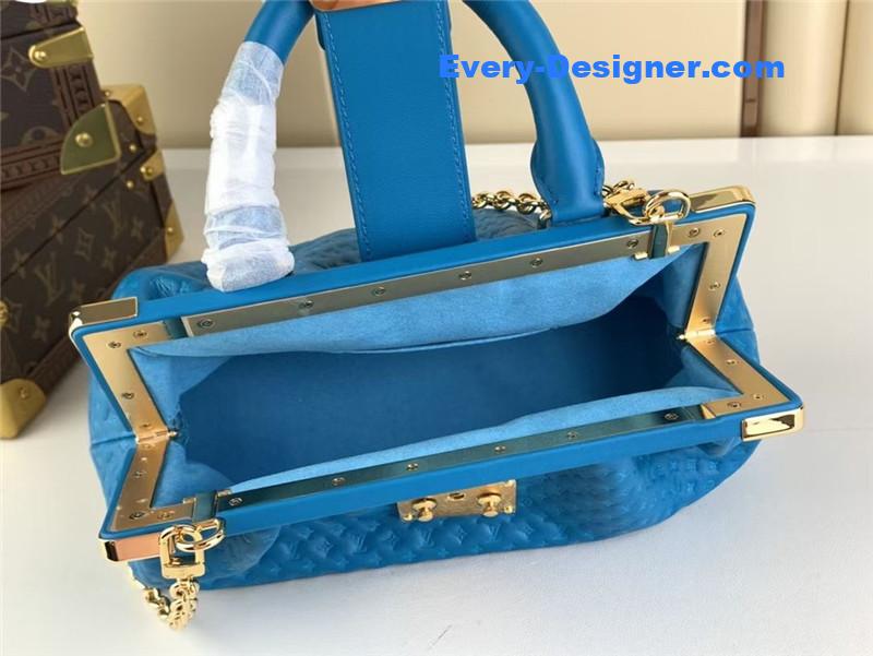 l0vis Vvtt0n lv monogram clutch bag
