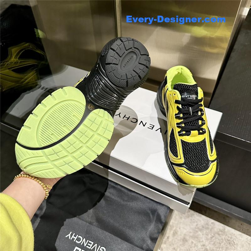 Givenchy spring and summer catwalk new sneakers