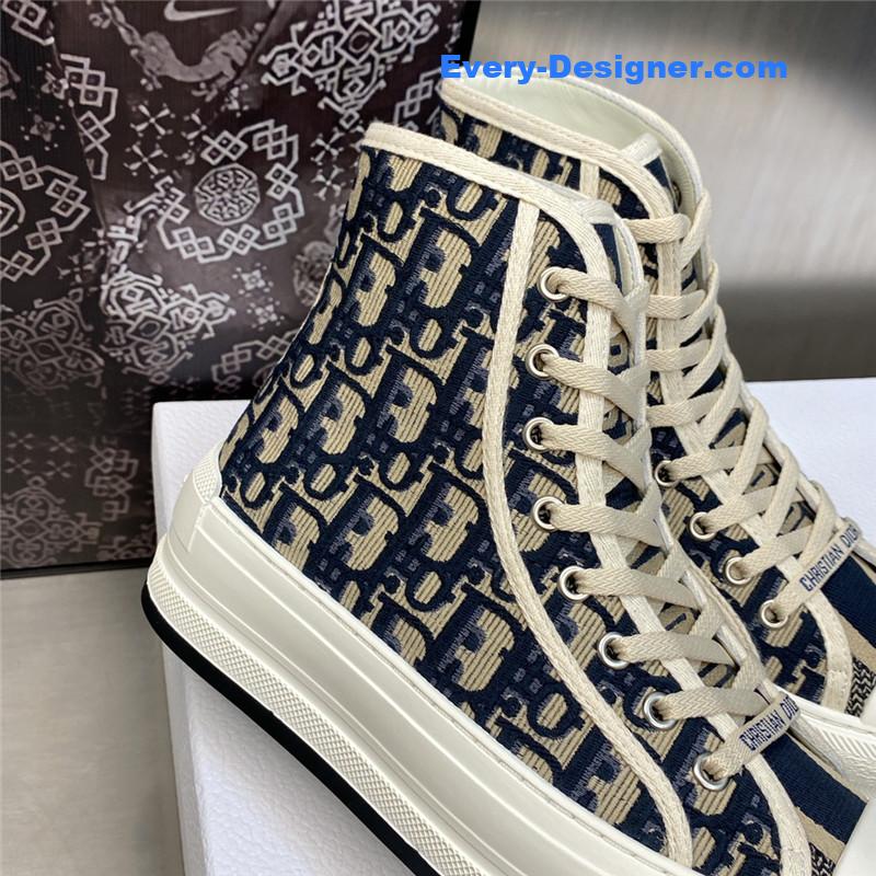 D10r couple models thick bottom strap high top casual shoes