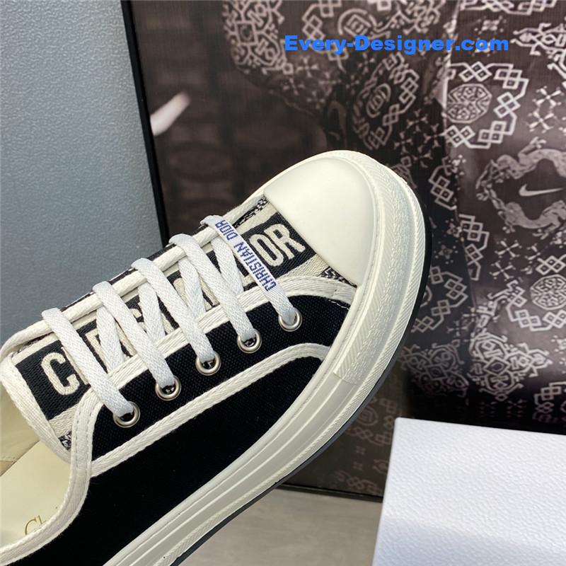 D10r couple style thick bottom strap low top casual shoes
