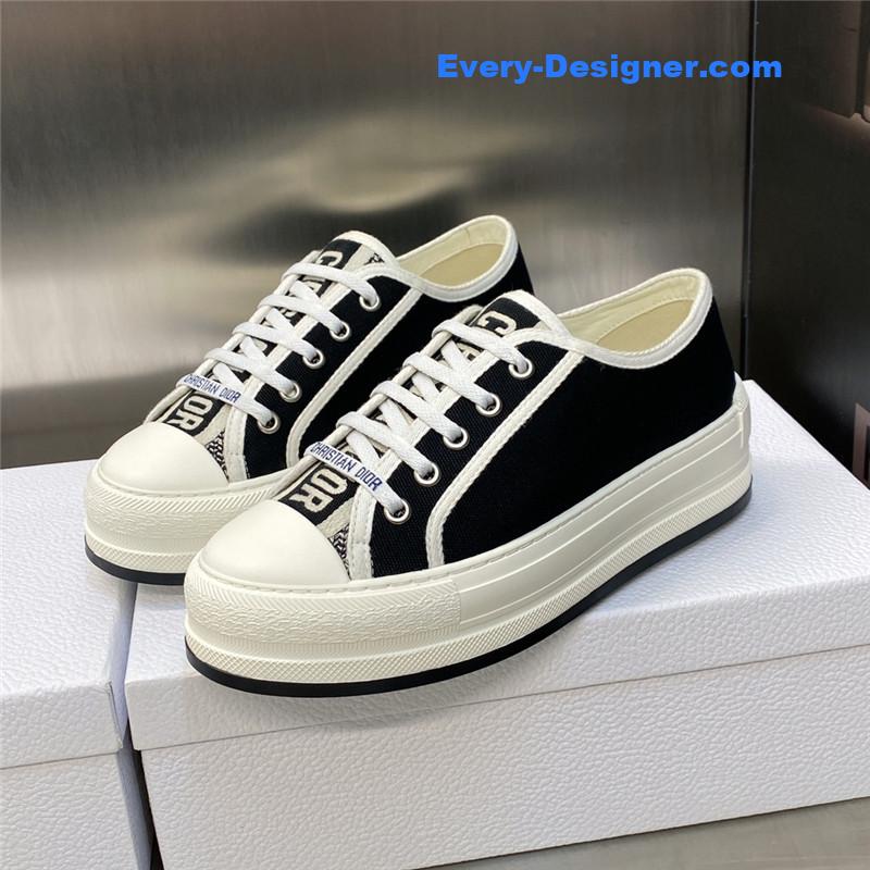 D10r couple style thick bottom strap low top casual shoes