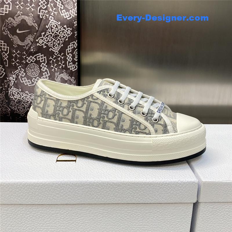 D10r couple style thick bottom strap low top casual shoes