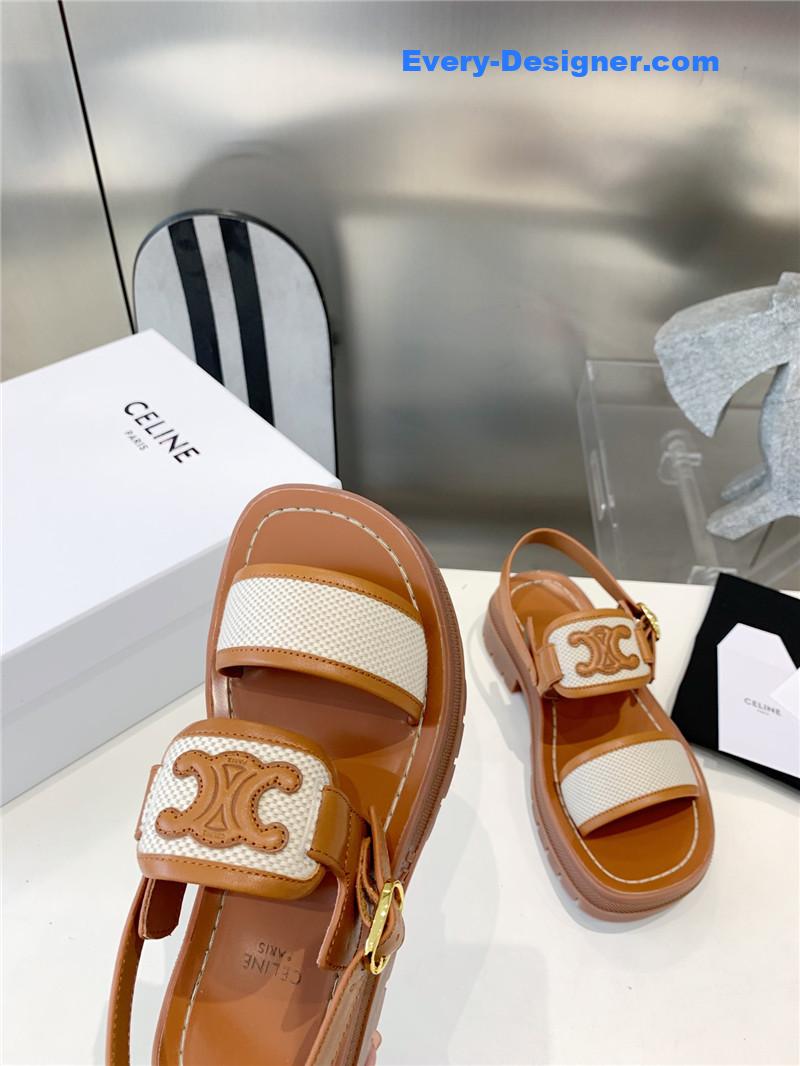 Ce1i*e latest explosion beach sandals