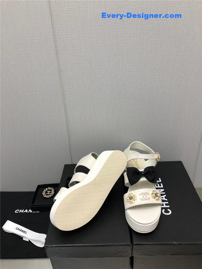 CC top sandals