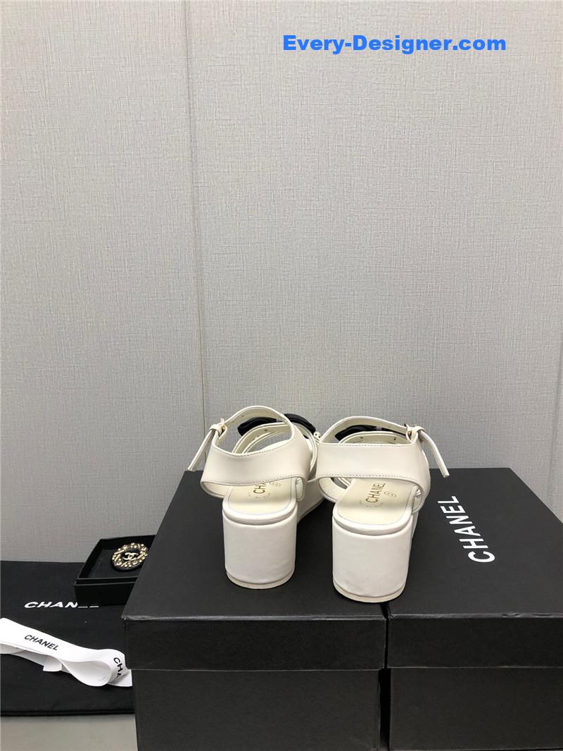 CC top sandals