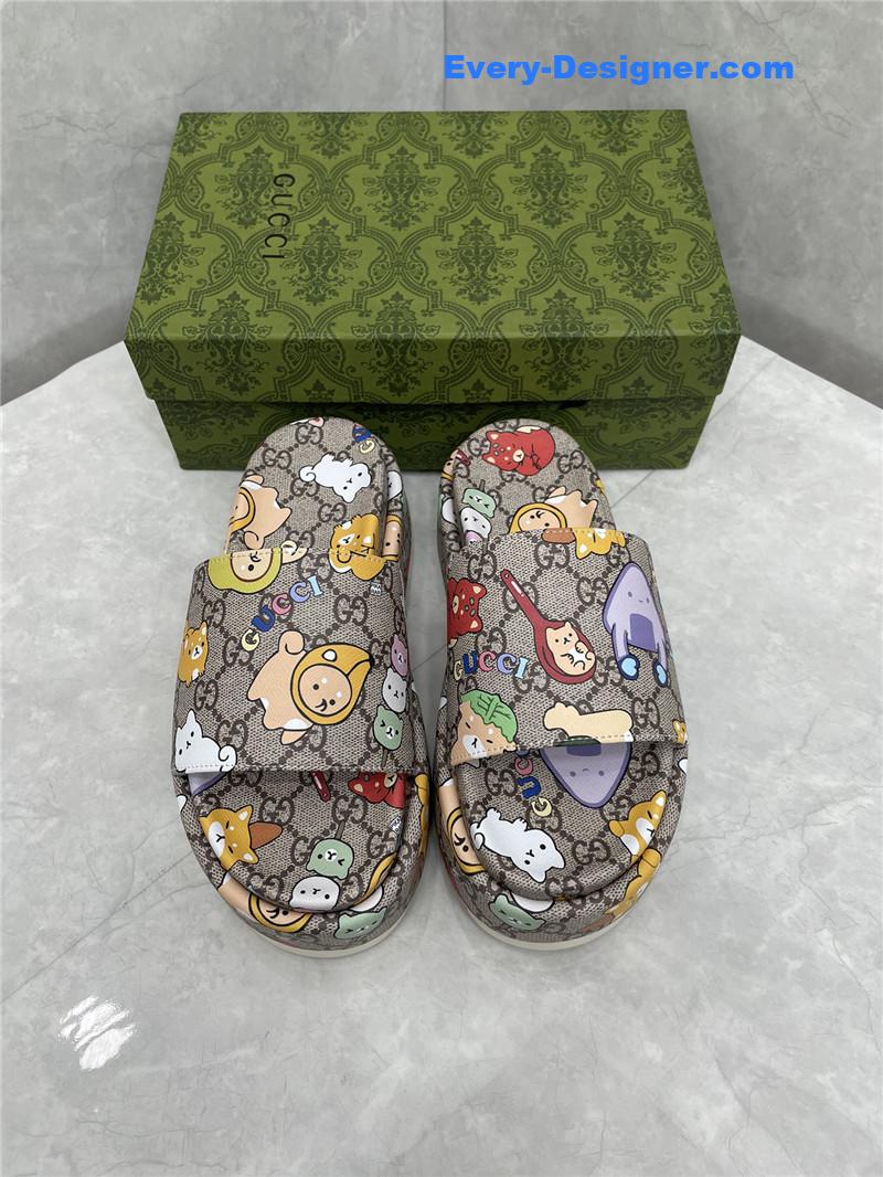 Gvc*1 new animal graffiti platform slippers