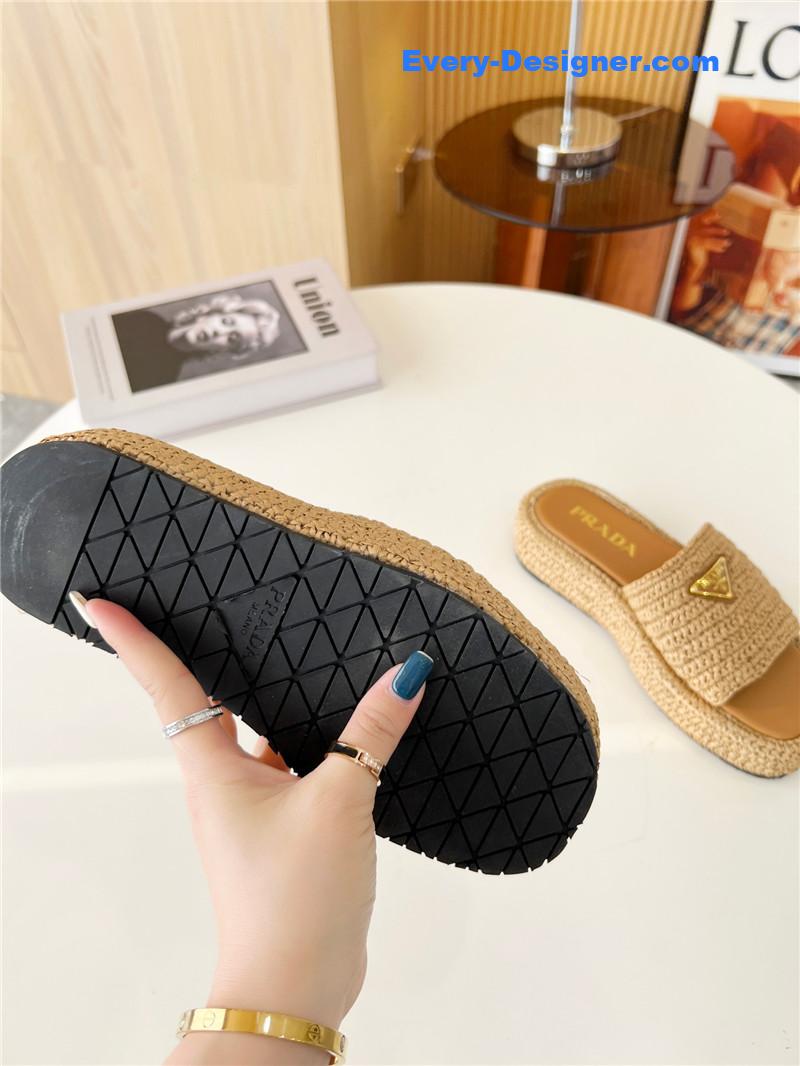 Pra*a hand-woven slippers