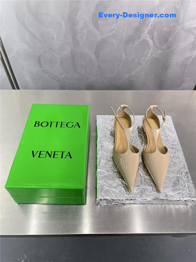 b0tt*ga Ven*ta new pointed shoes