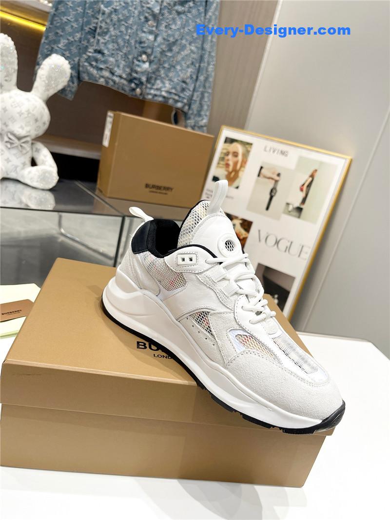 Bv*b*rry platform style sneakers
