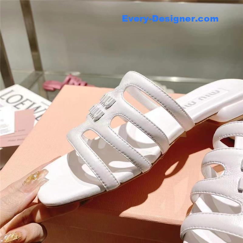M1um1u flat lambskin sandal slippers
