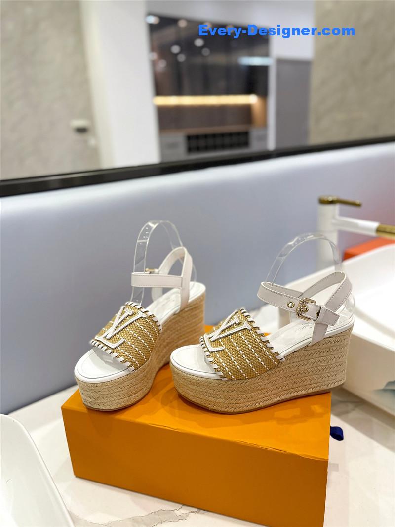 l0vis Vvtt0n lv platform sandals