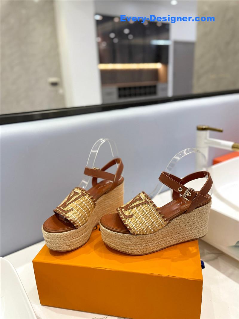 l0vis Vvtt0n lv platform sandals