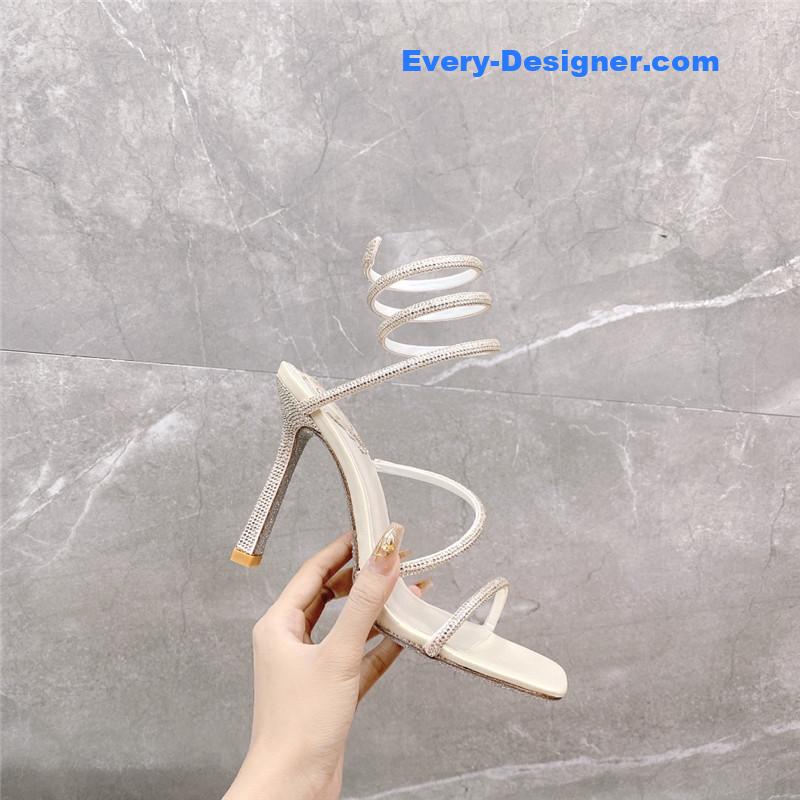 Rᴇɴᴇ Cᴀᴏᴠɪʟʟᴀ diagonal strap rhinestone inlaid sandals