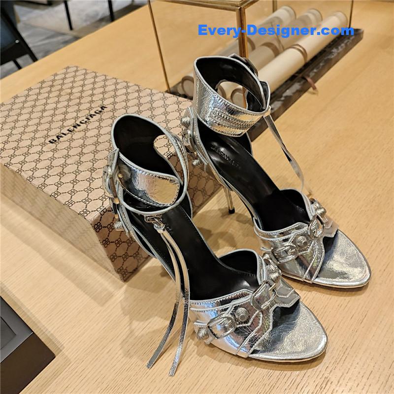 Ba1en*iaga studded fishmouth sandals