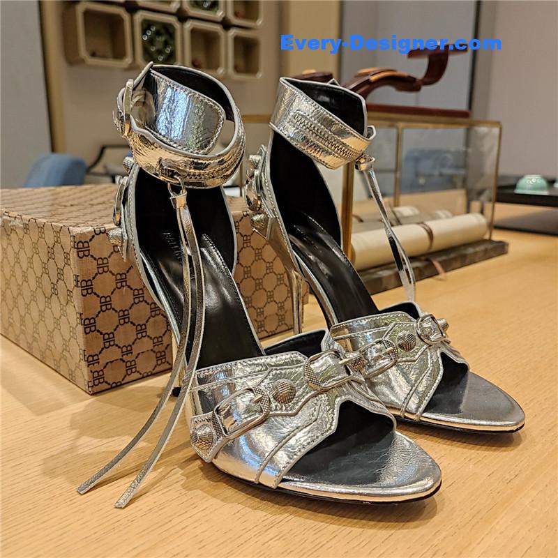 Ba1en*iaga studded fishmouth sandals