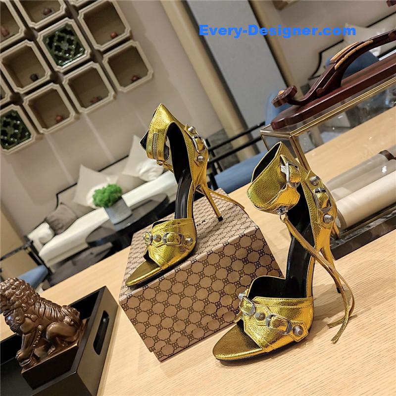 Ba1en*iaga studded fishmouth sandals