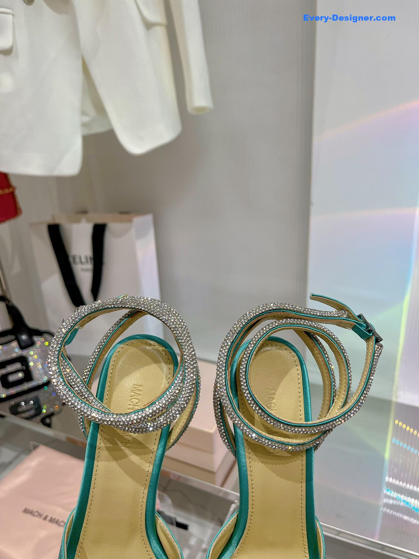 &   stunning princess shoes