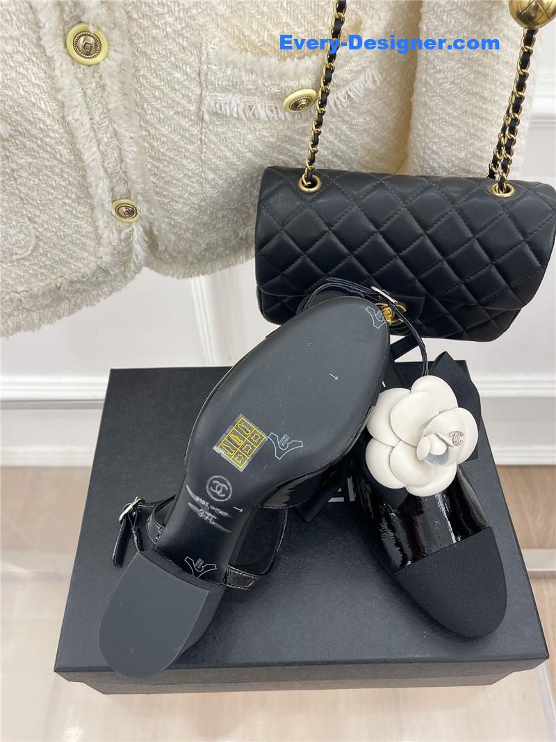 CC camellia bow chunky heel sandals