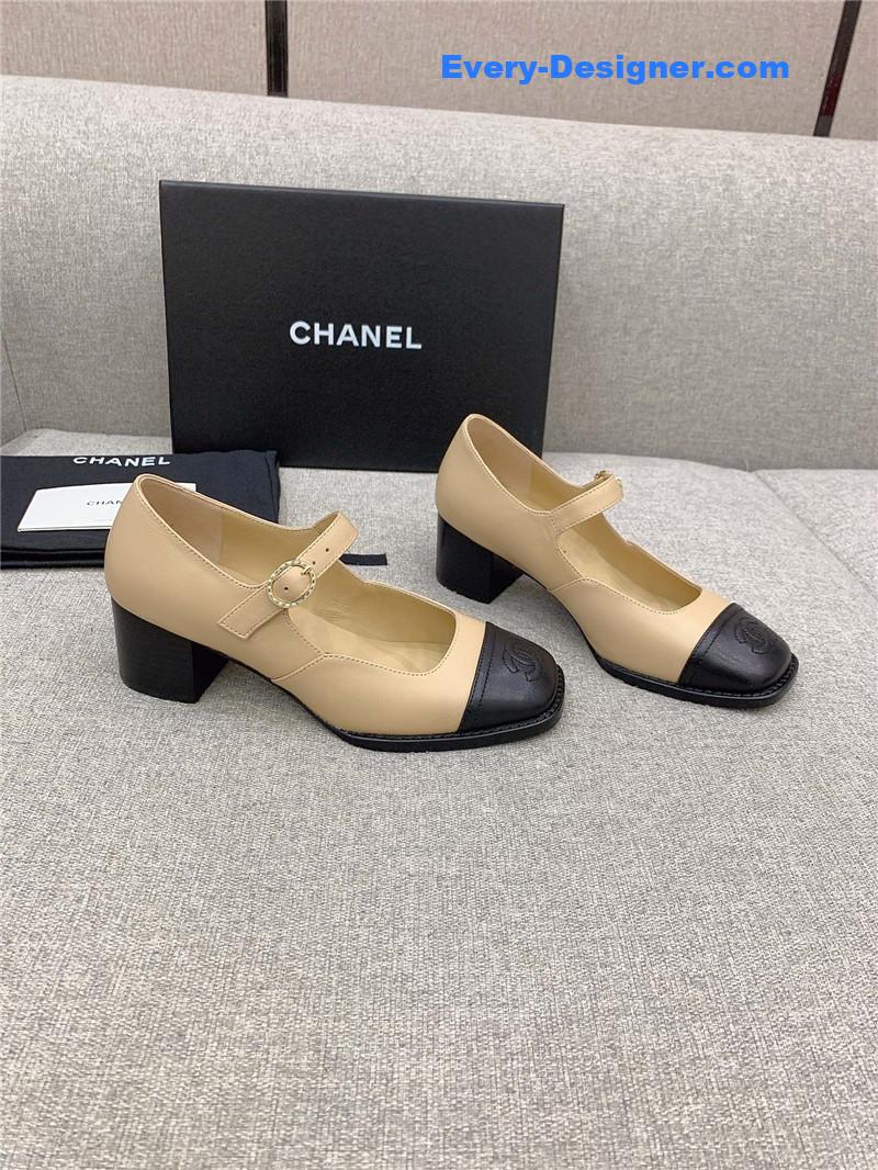 CC new thick heel square toe shoes