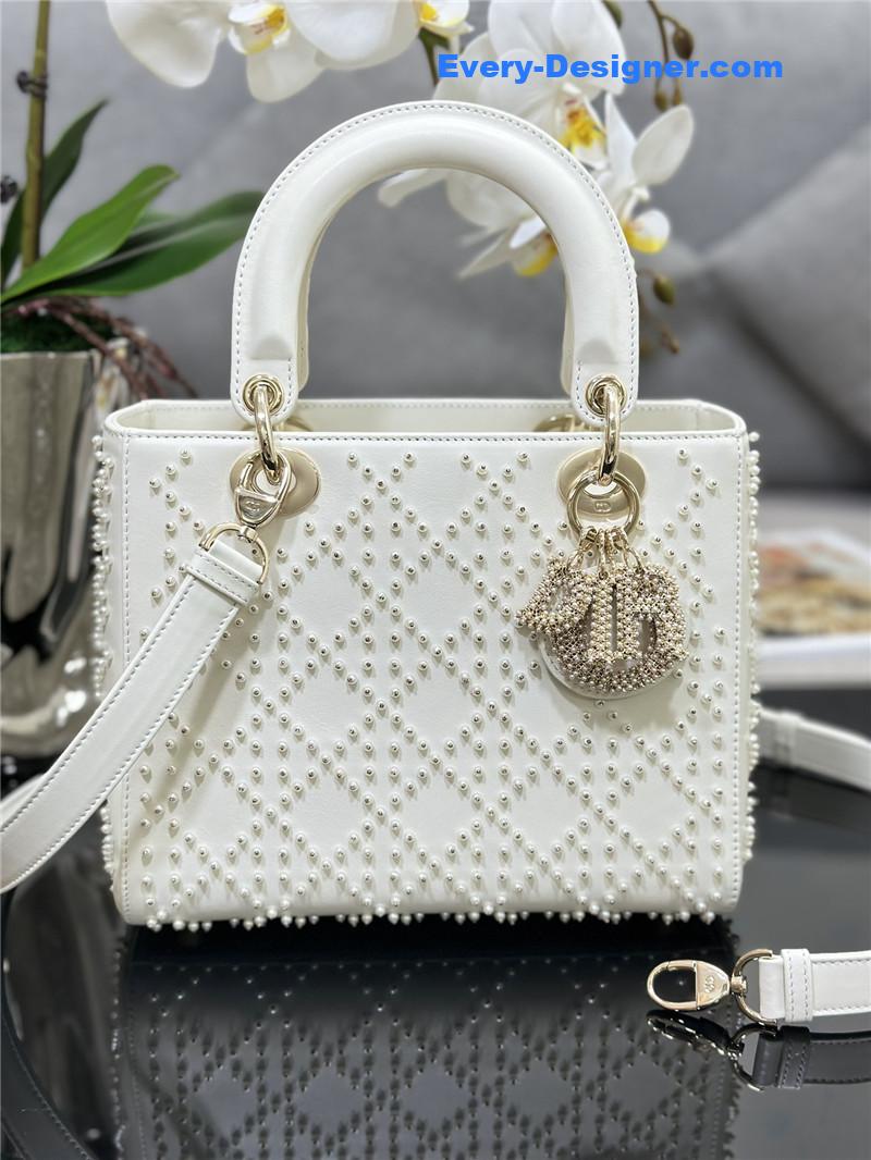 lady D10r five-frame embroidered white pearl bag