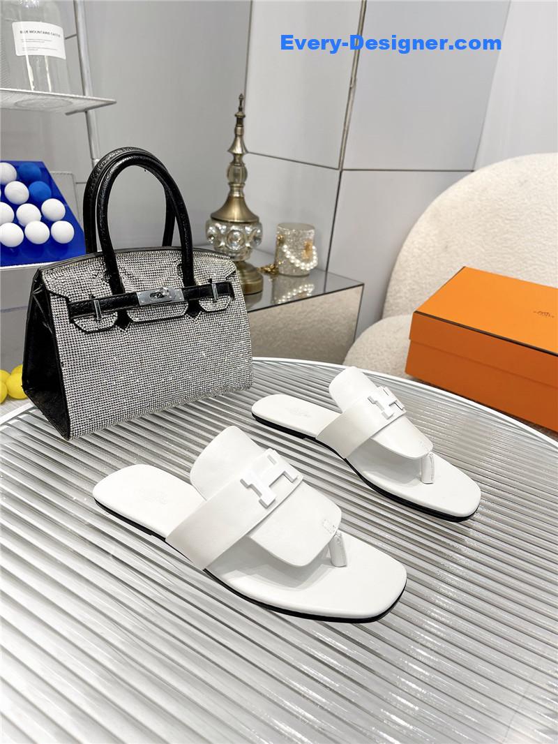 H**me5 classic h buckle sandals