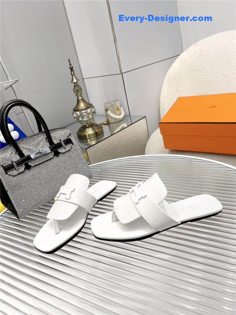 H**me5 classic h buckle sandals