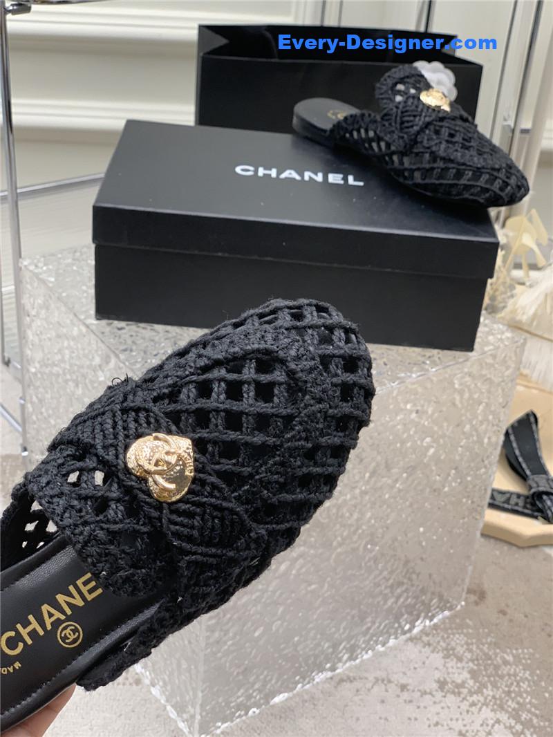 CC hollow Roman slippers