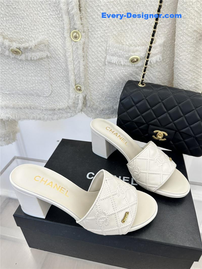 CC rhombus CC logo chunky heel slippers