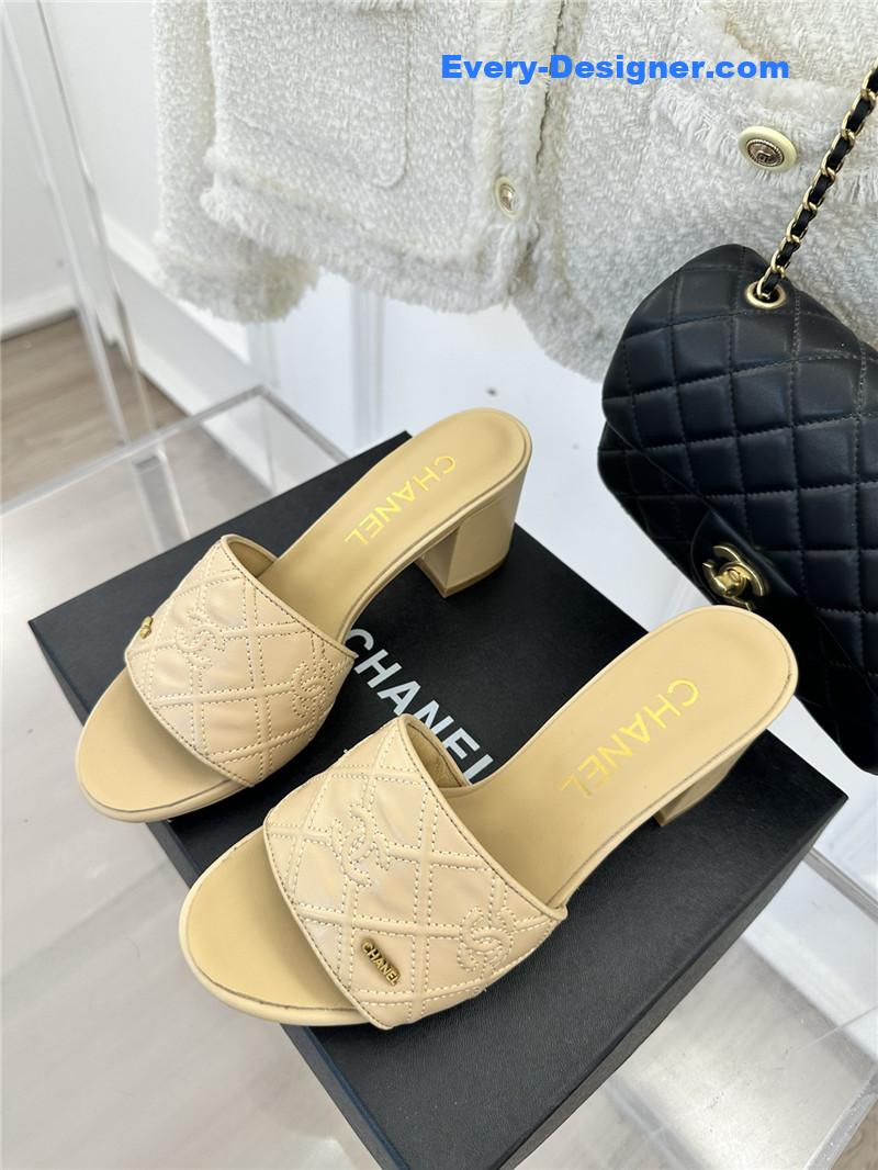 CC rhombus CC logo chunky heel slippers