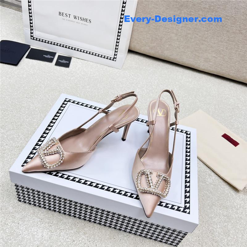 Va1e*ntin0 leather buckle pumps
