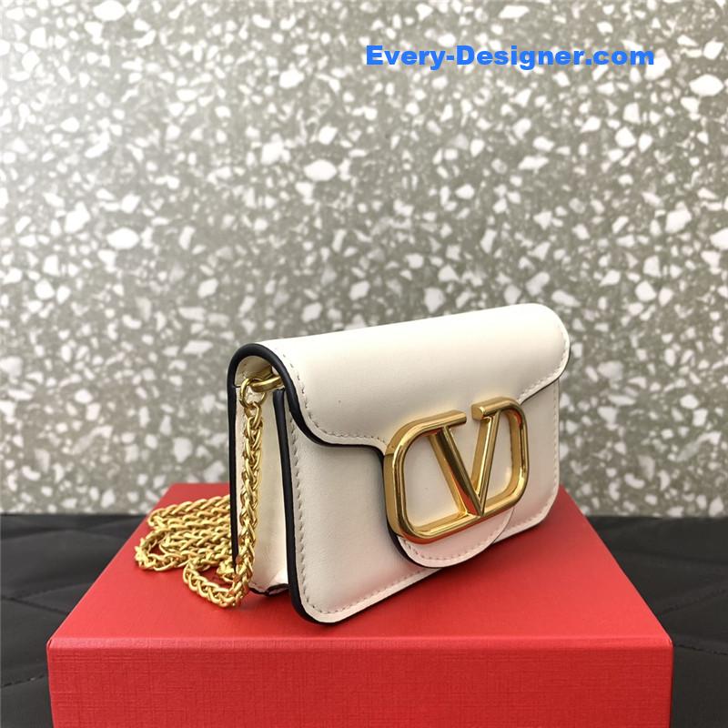 Va1e*ntin0 v logo leather bag