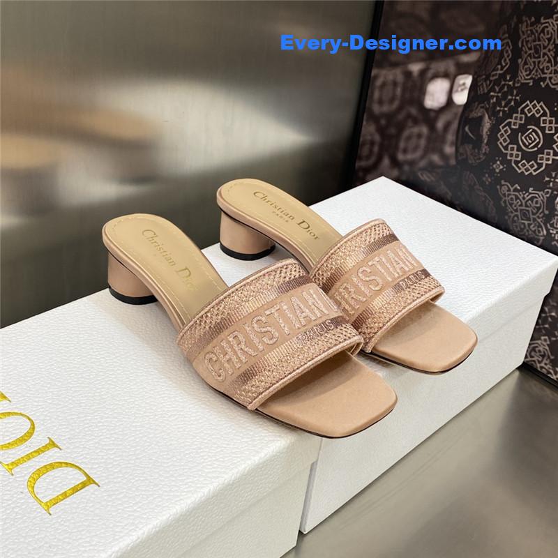 D10r new flip flops color matching women’s shoes