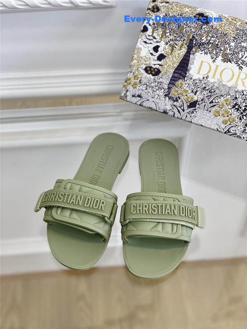 D10r new D10ract beach shoes