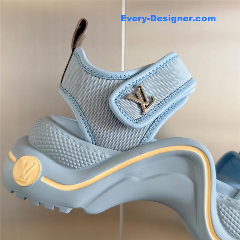 l0vis Vvtt0n lv velcro polka dot sandals