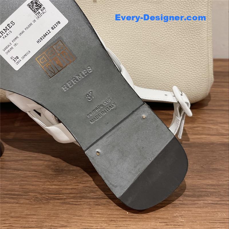 H**me5 pig nose sandals