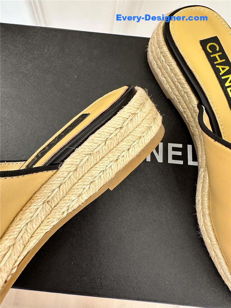 CC logo platform fisherman slippers