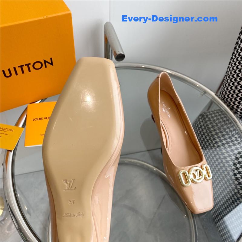 l0vis Vvtt0n lv chain kitten heel square toe shoes