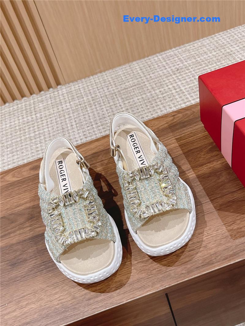 roger u1u1er d1am0nd buckle platform sandals