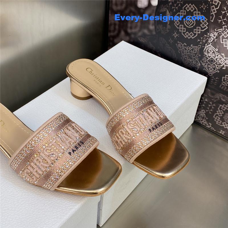 D10r new flip flops color matching women’s shoes