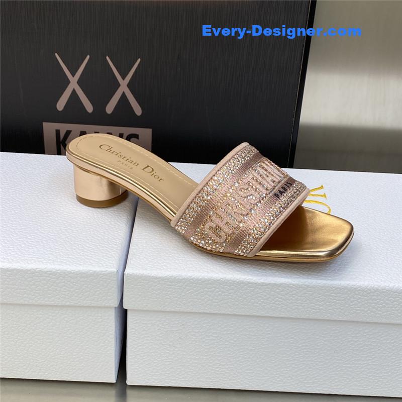 D10r new flip flops color matching women’s shoes