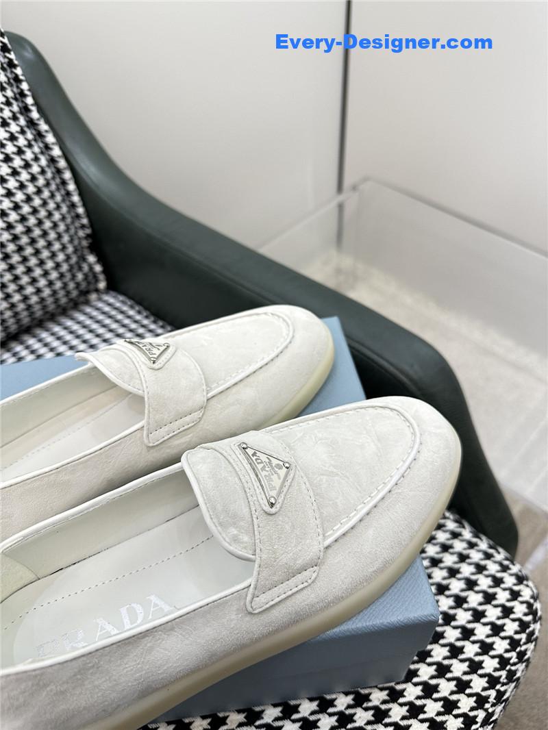 Pra*a new loafers