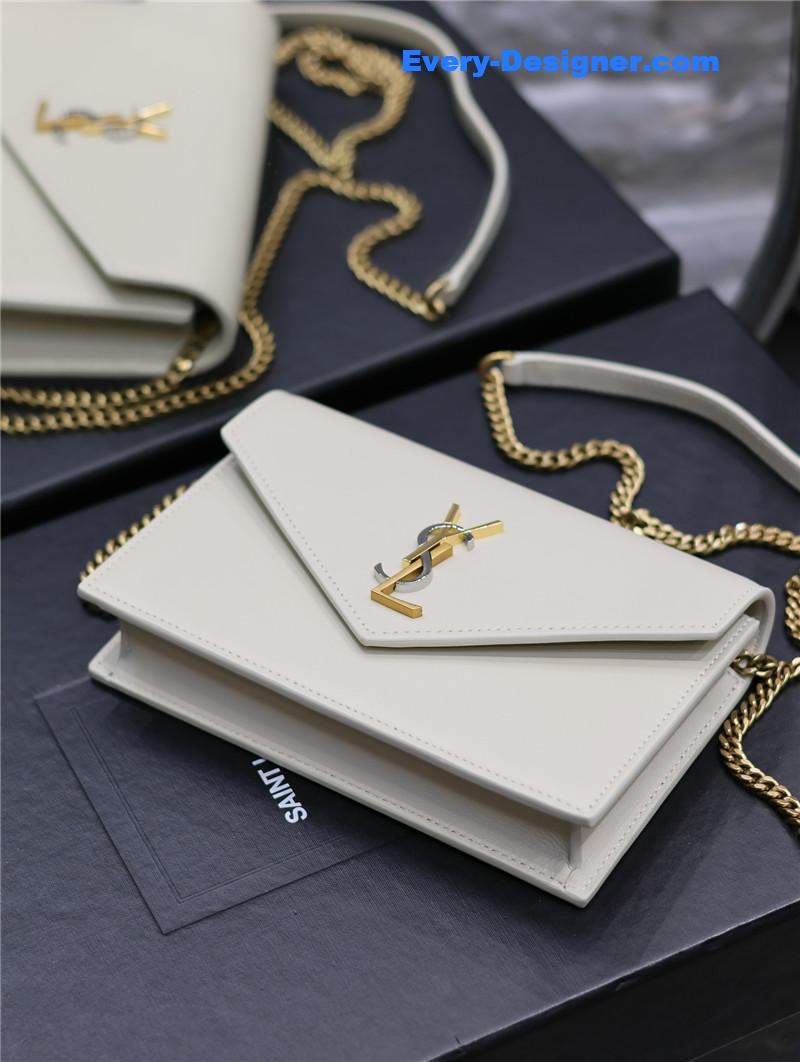 Y51 monogram woc envelope bag