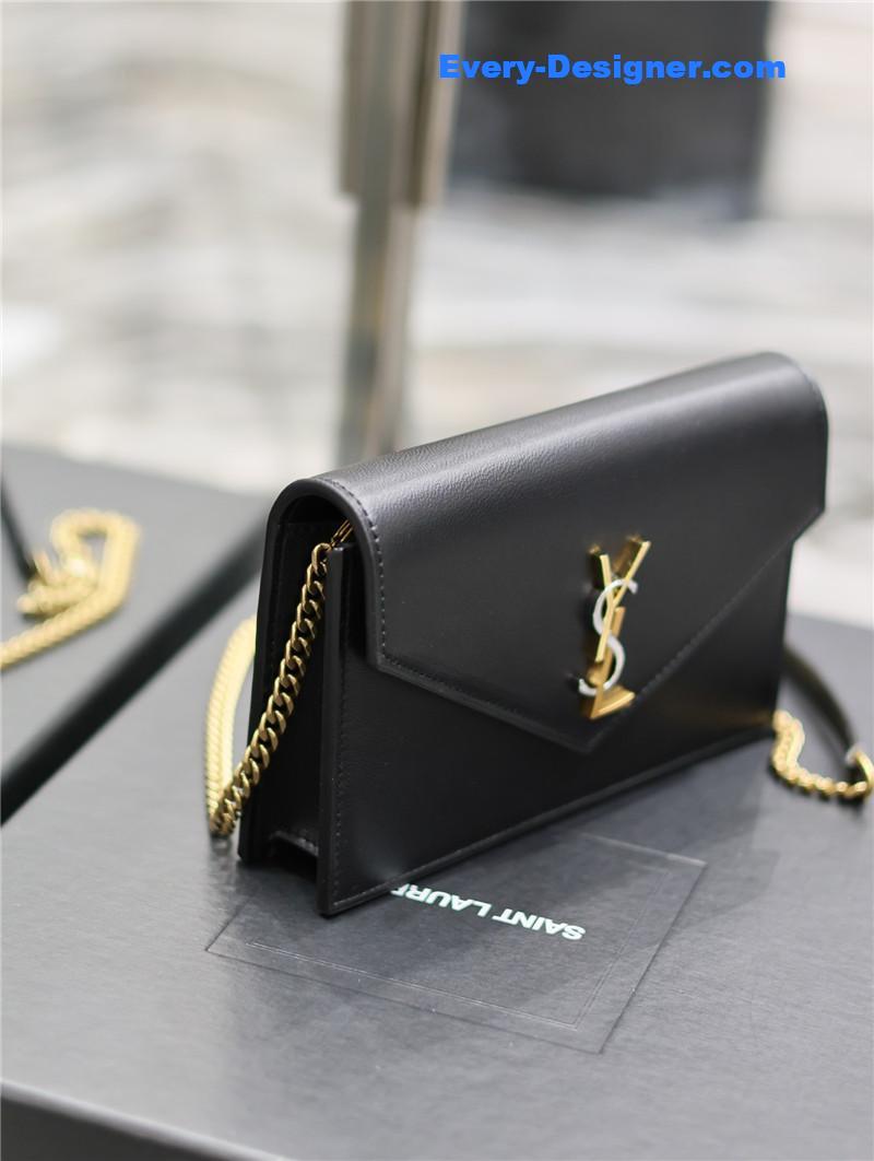Y51 monogram woc envelope bag